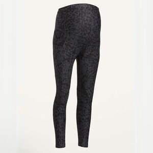 Old Navy Maternity Full-Panel PowerSoft Side Pocket 7/8 Length Legging Leopard S